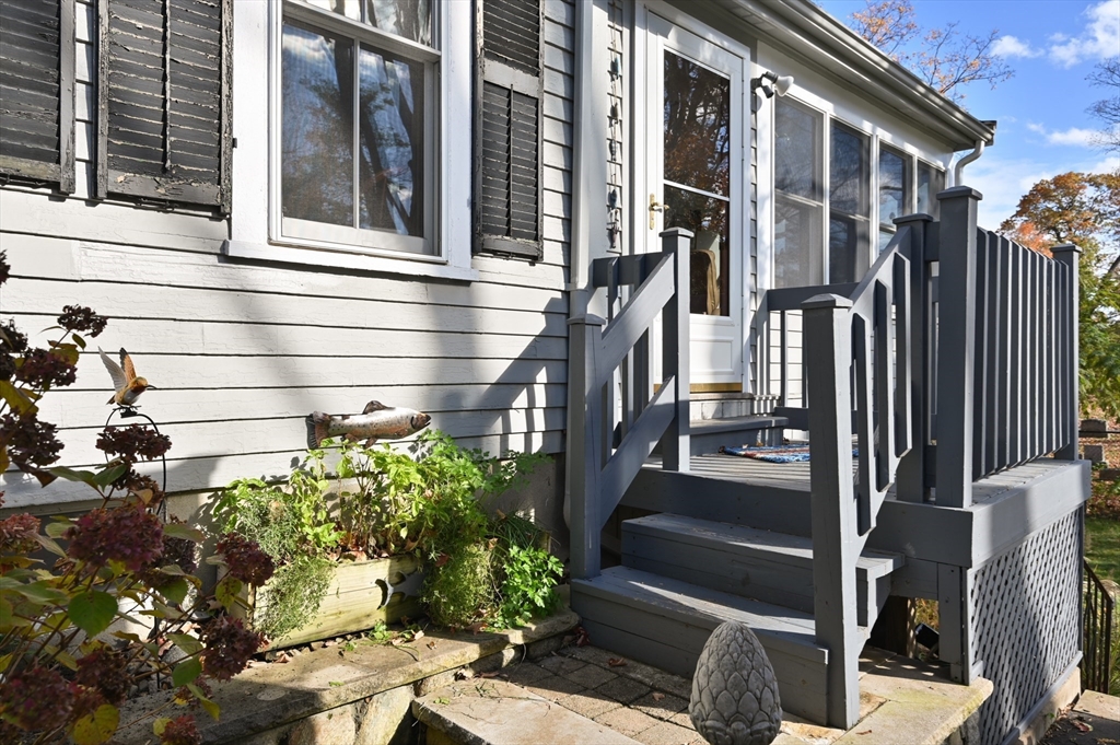 14 Federal Street Reading, MA 01867 - Photo 35 of 42