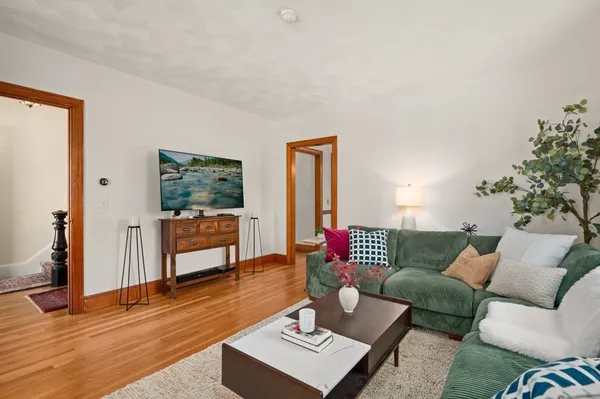 $810,000 | 14 Federal Street, Reading, MA 01867