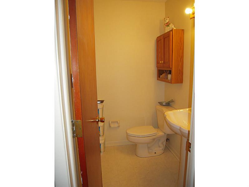 709 Hopkins Road Cumberland, IN 46229 - Photo 13 of 19
