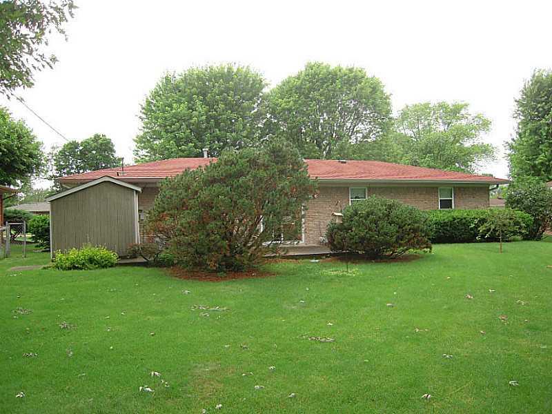 709 Hopkins Road Cumberland, IN 46229 - Photo 15 of 19