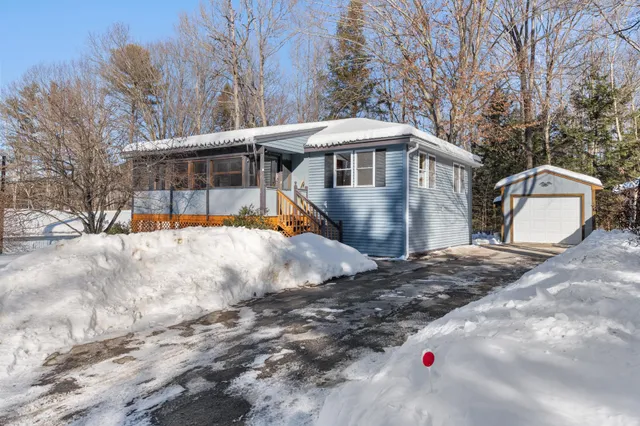 $285,000 | 45 4th Street, Bristol, NH 03222