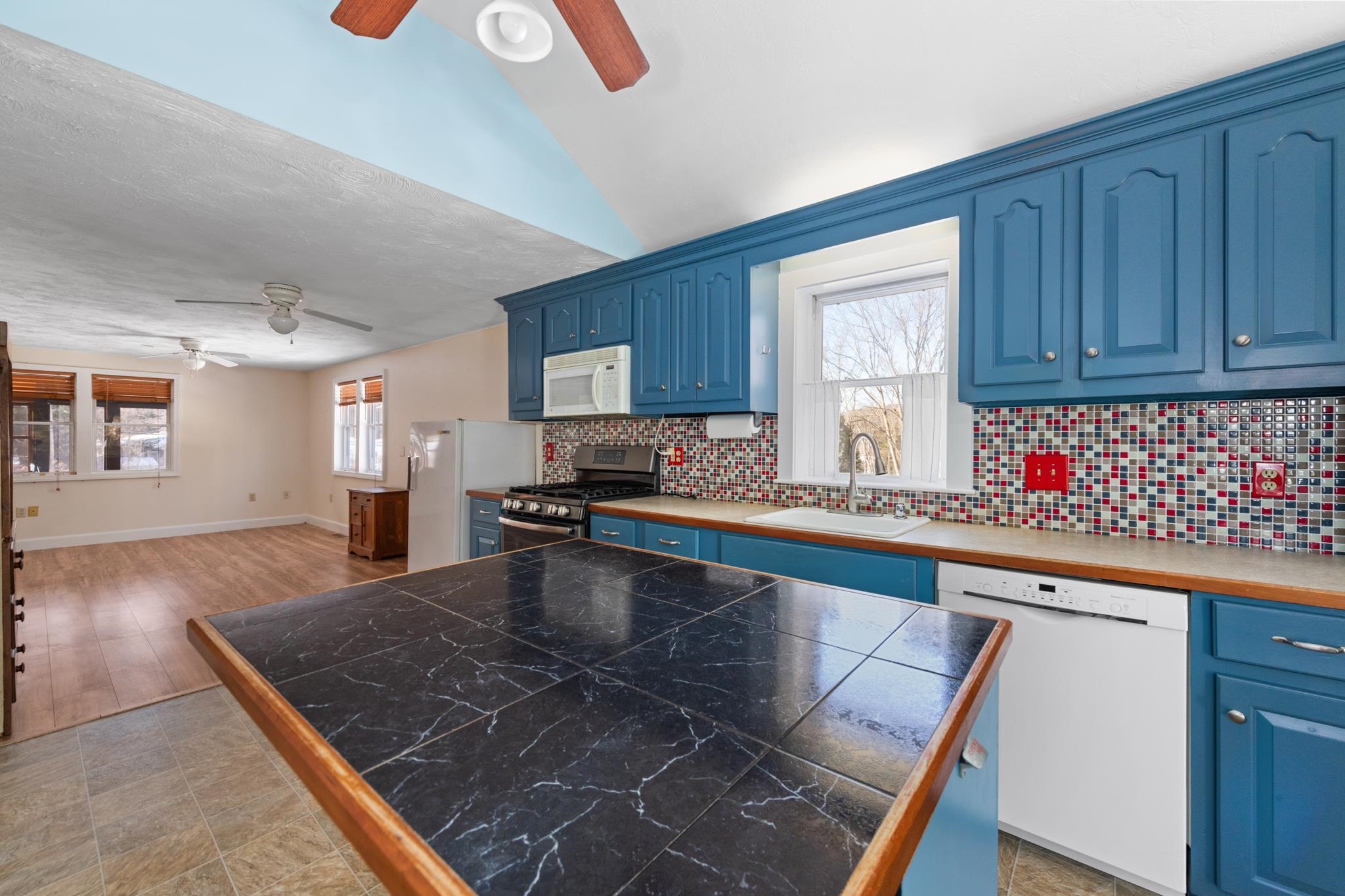 45 4th Street Bristol, NH 03222 - Photo 14 of 19