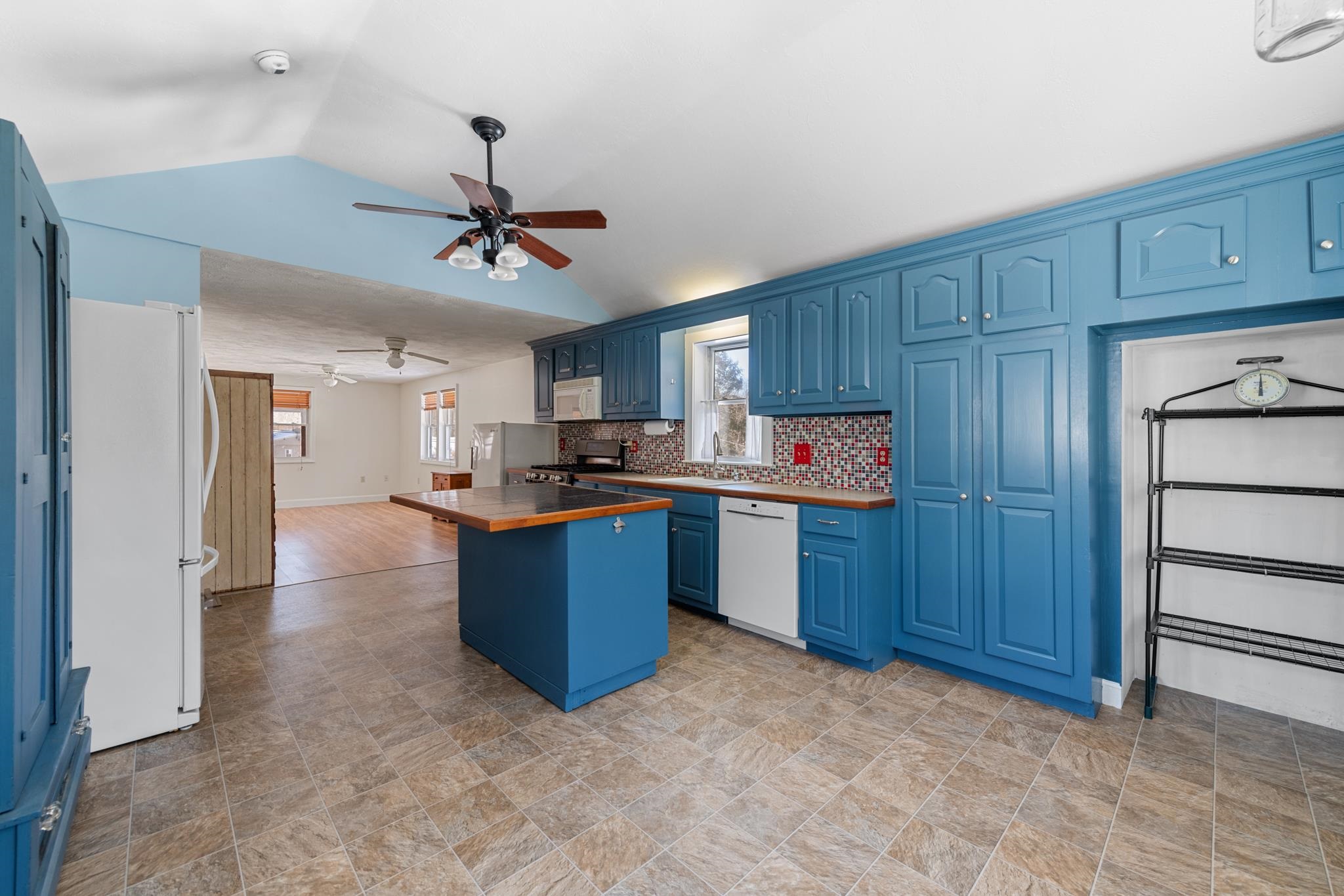 45 4th Street Bristol, NH 03222 - Photo 15 of 19