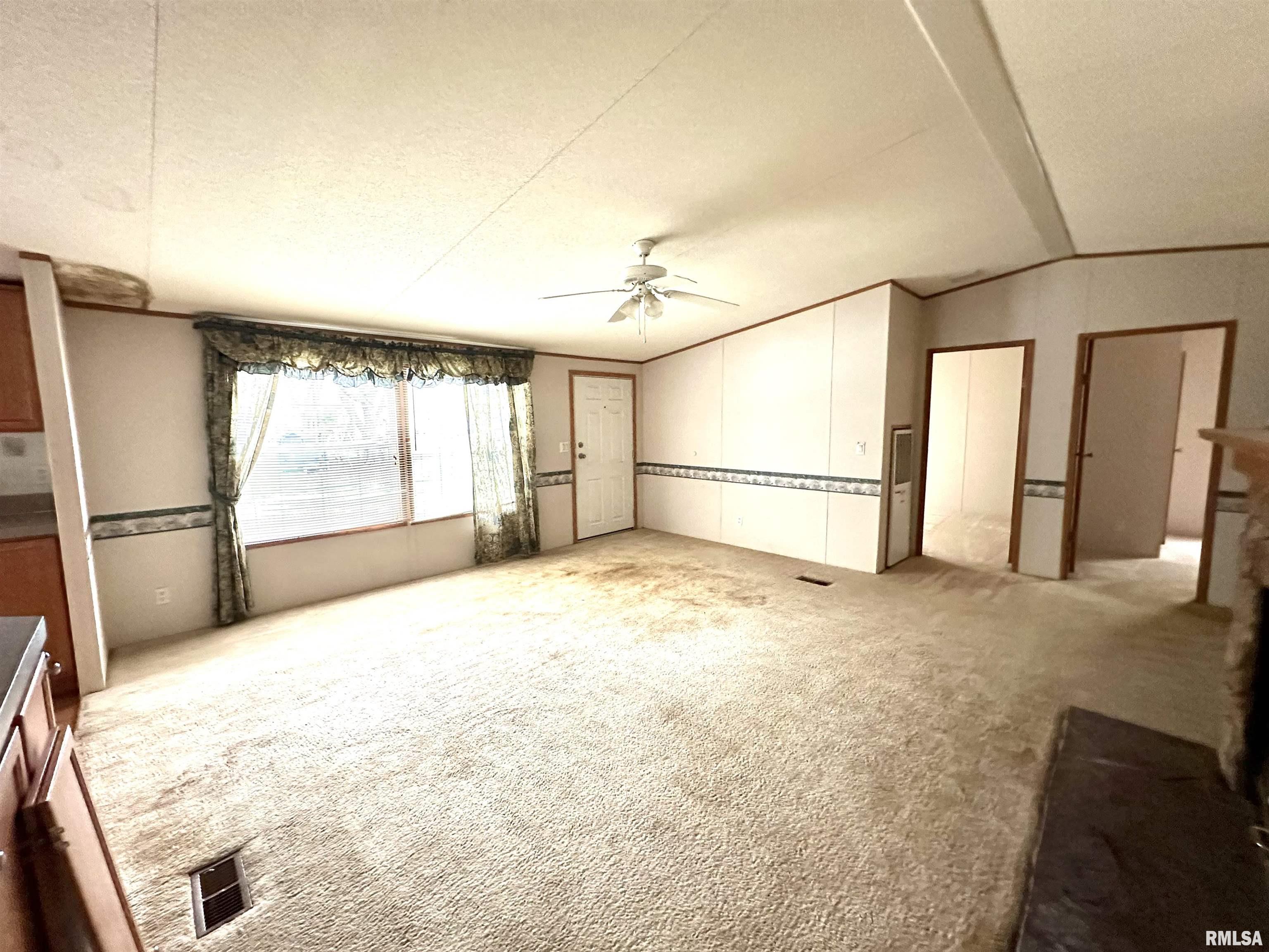 29251 Sycamore Road Centralia, IL 62801 - Photo 3 of 12