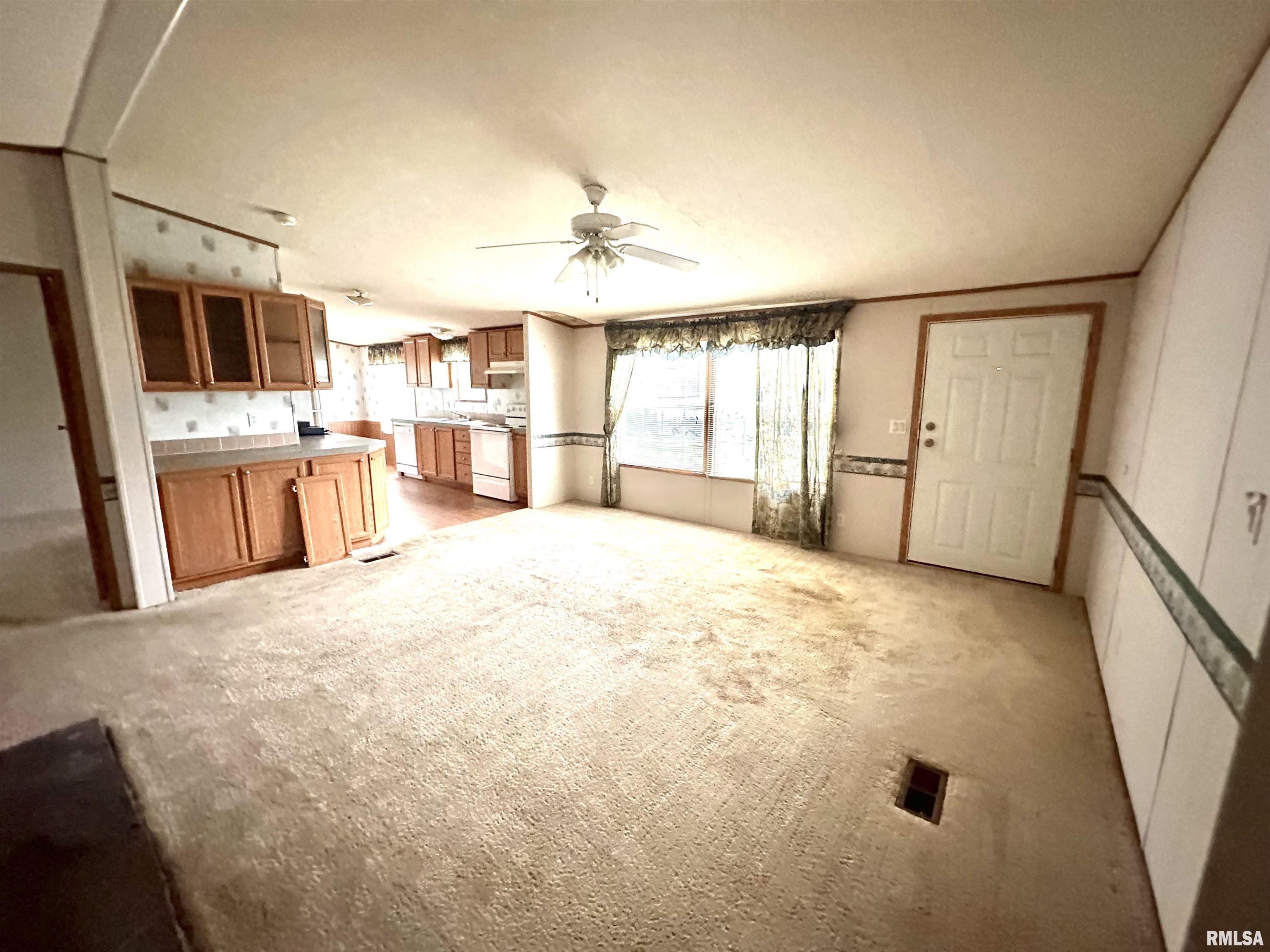 29251 Sycamore Road Centralia, IL 62801 - Photo 4 of 12