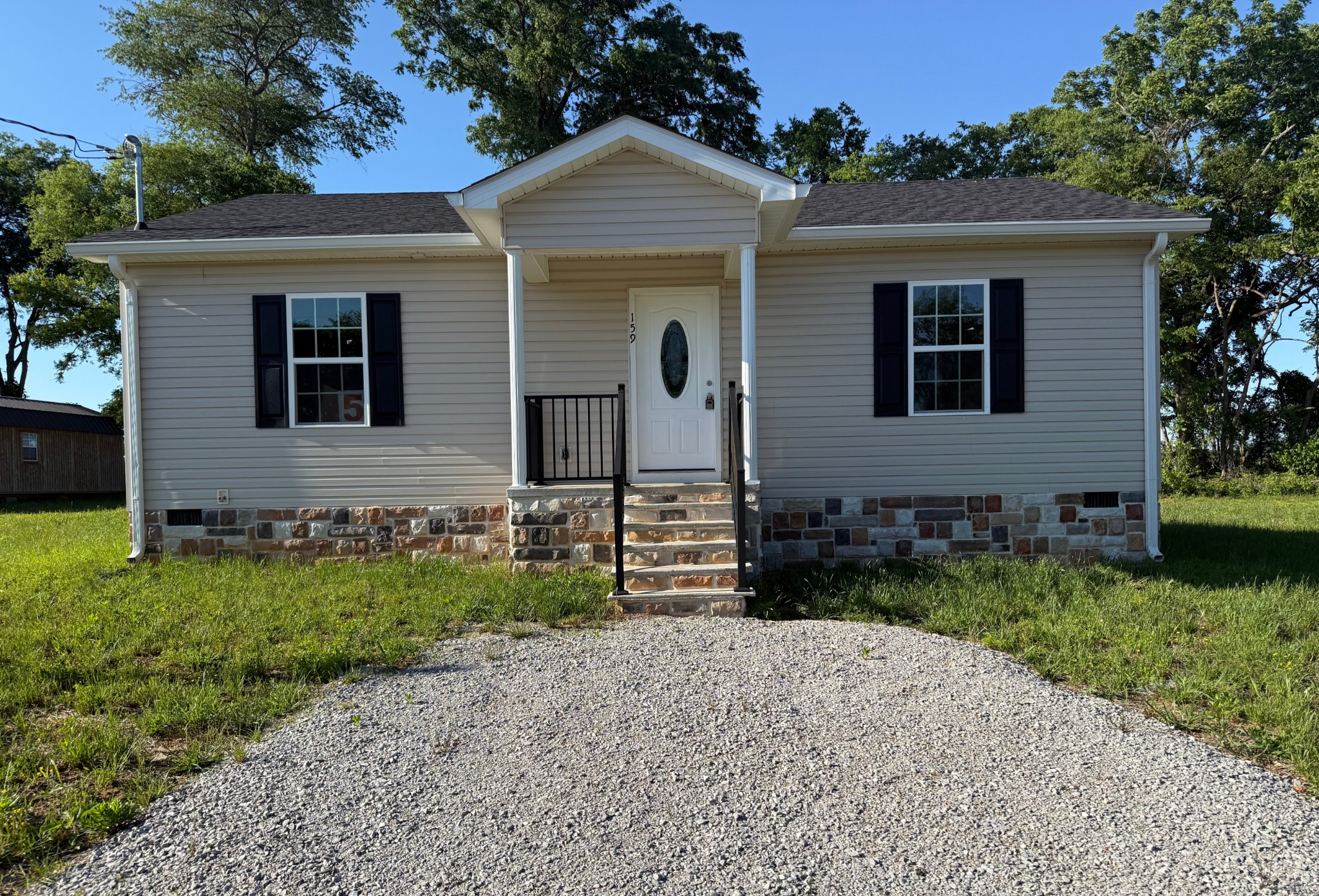 159 Hesselly Road Decherd, TN 37324 - Photo 1 of 16 Gallery Image 1
