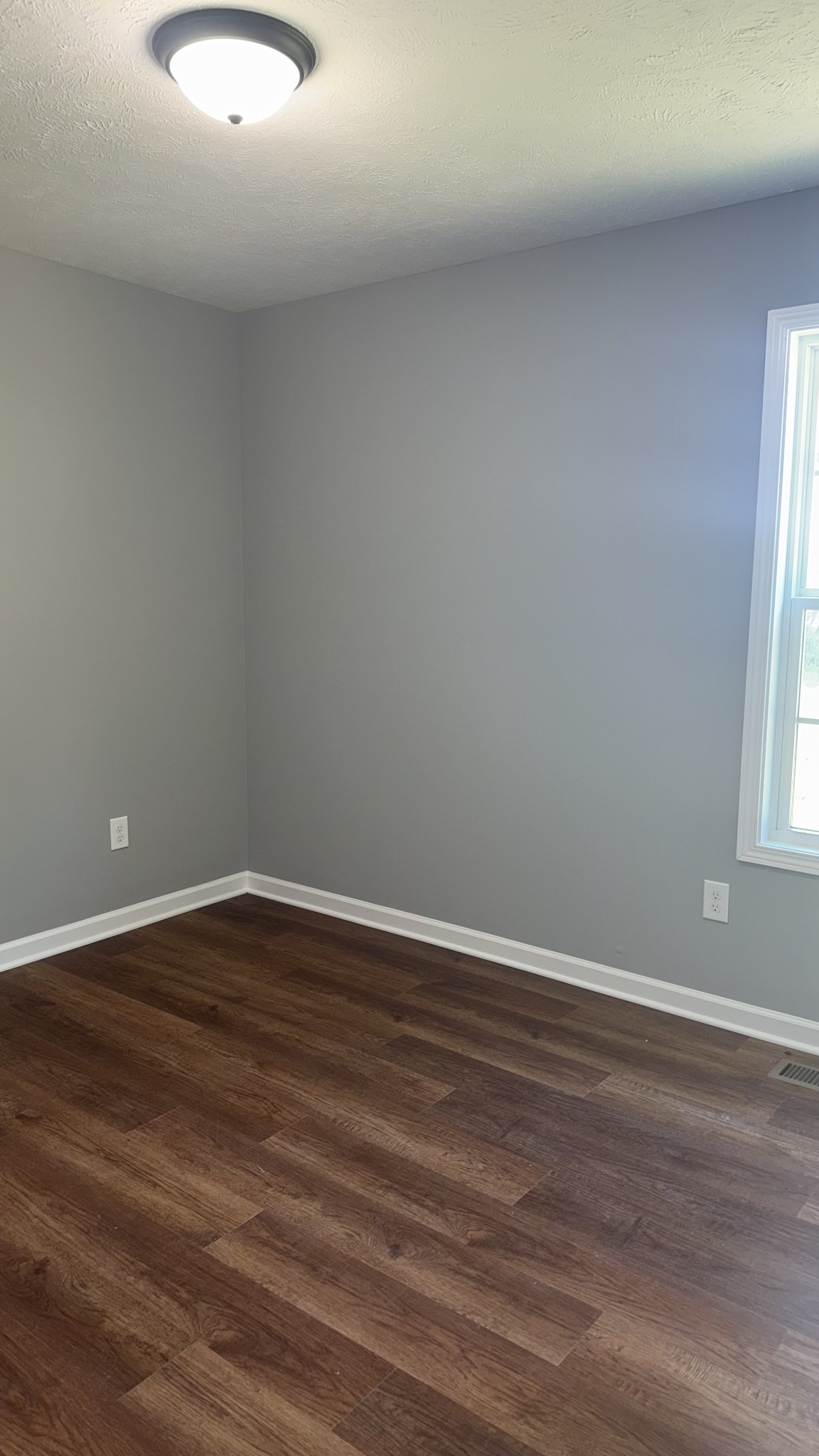 159 Hesselly Road Decherd, TN 37324 - Photo 13 of 16 Gallery Image 13