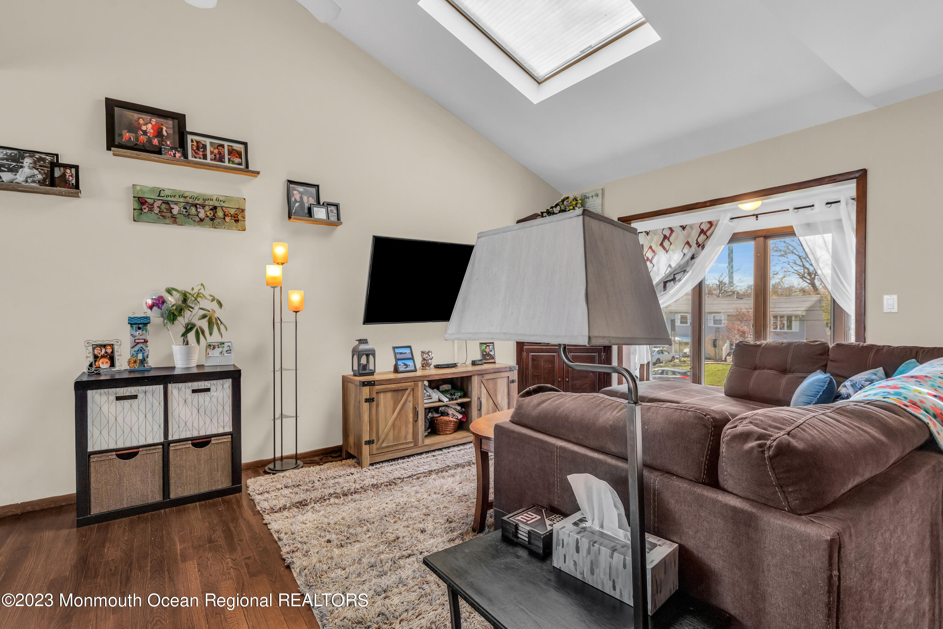 20 Woodlark Road Toms River, NJ 08755 - Photo 6 of 32 a living room with furniture and a flat screen tv