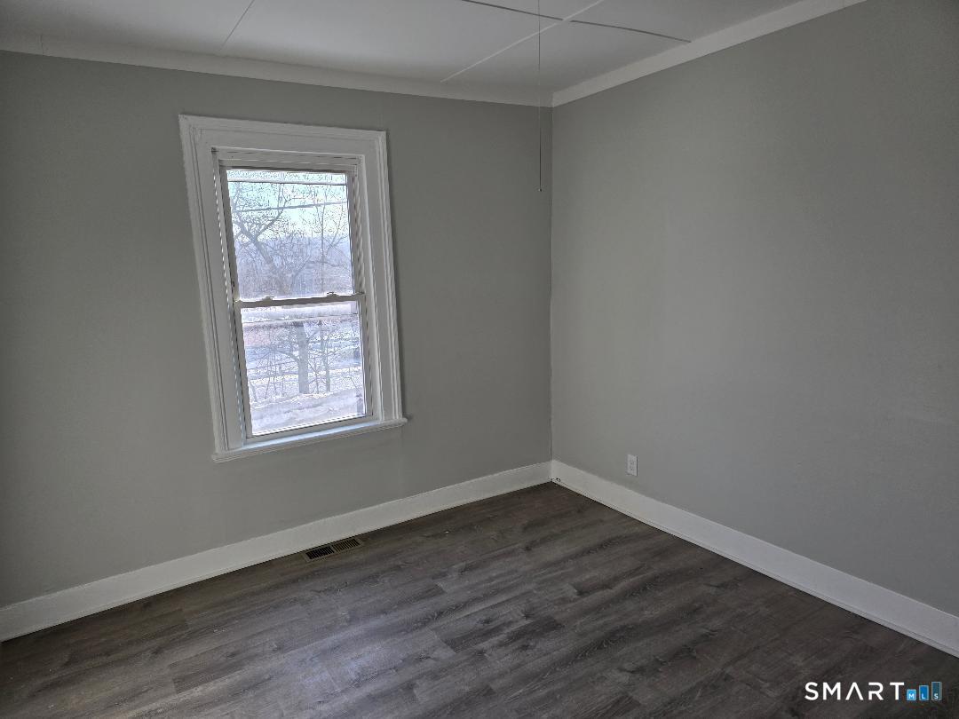 176 Charles Street Waterbury, CT 06708 - Photo 6 of 6