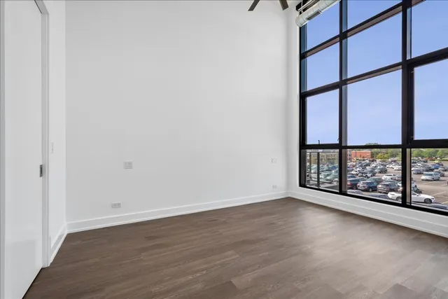 $7,000 | 728 Waukegan Road, Unit 209, Deerfield, IL 60015