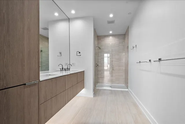 $7,000 | 728 Waukegan Road, Unit 209, Deerfield, IL 60015