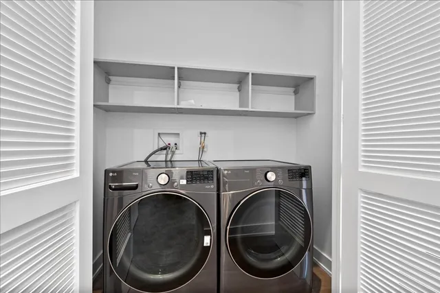 $7,000 | 728 Waukegan Road, Unit 209, Deerfield, IL 60015