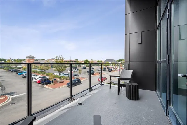 $7,000 | 728 Waukegan Road, Unit 209, Deerfield, IL 60015