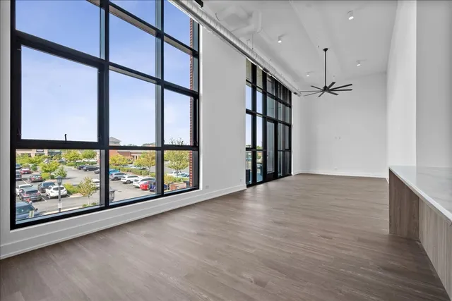 $7,000 | 728 Waukegan Road, Unit 209, Deerfield, IL 60015