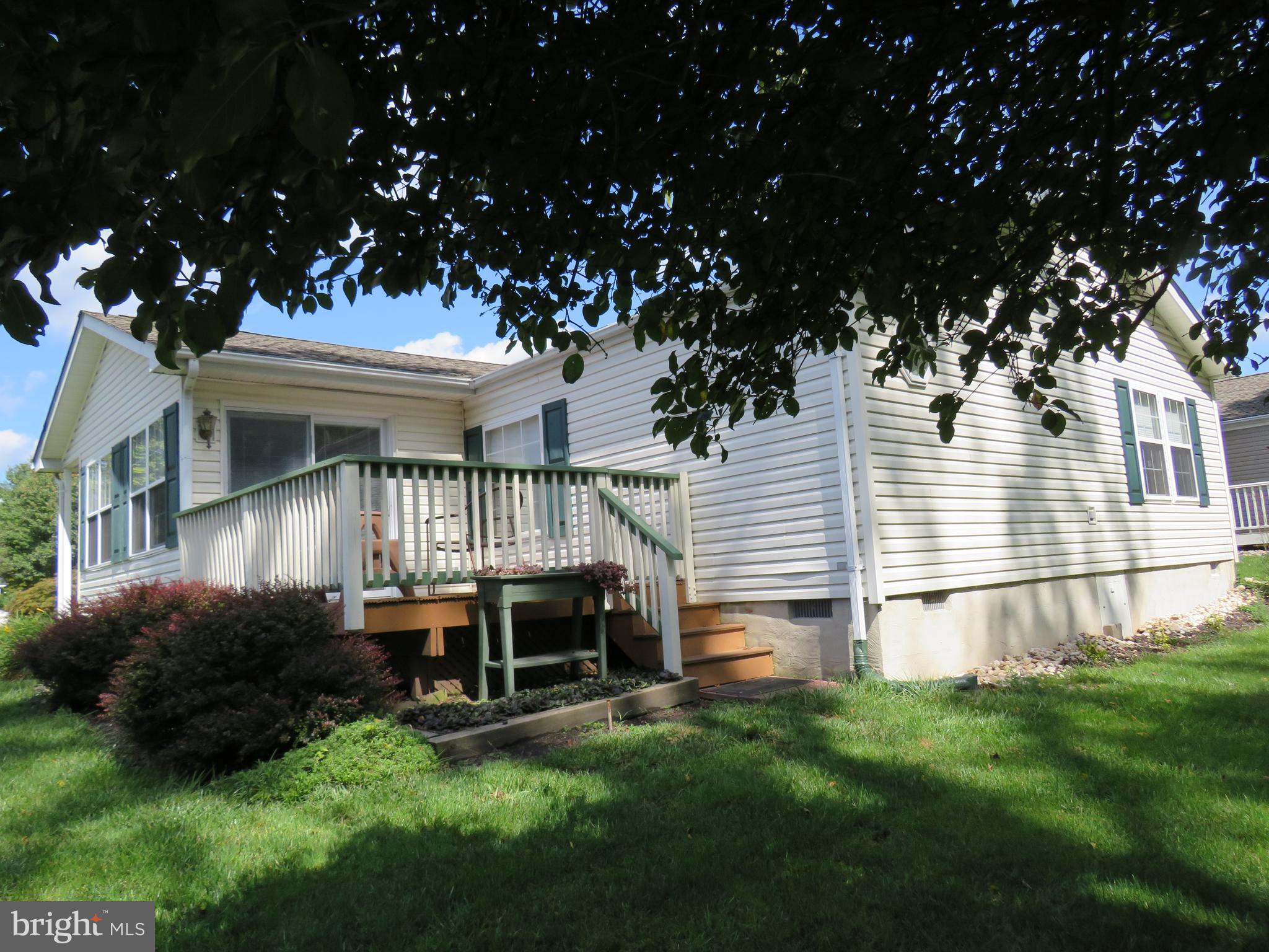 277 Countryside Circle New Hope, PA 18938 - Photo 30 of 41 Deck