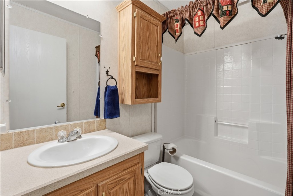 22899 Byron Road, Unit 16 Crestline, CA 92325 - Photo 19 of 33