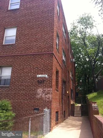 $1,500 | 927 52nd Street Northeast, Unit 4, Washington, DC 20019