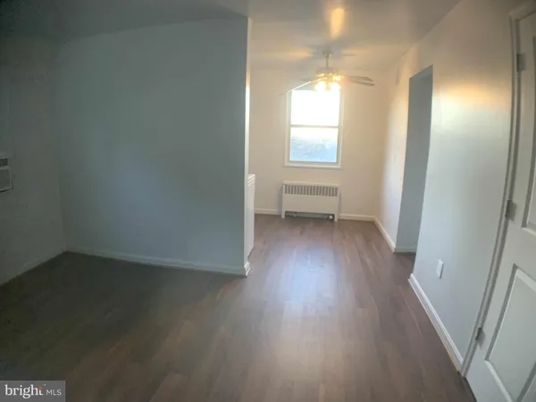 $1,500 | 927 52nd Street Northeast, Unit 4, Washington, DC 20019