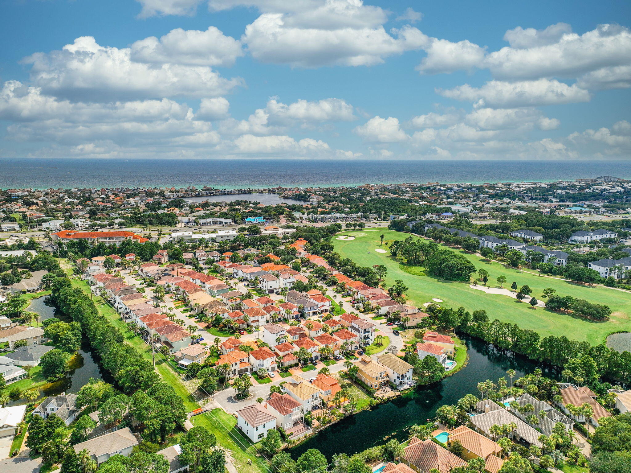 270 Calusa Boulevard Destin, FL 32541 - Photo 26 of 27 a view of a city