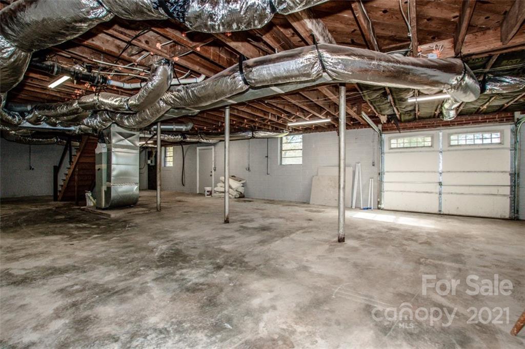 3748 Woodleaf Road Salisbury, NC 28147 - Photo 24 of 31 a view of a garage