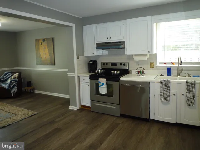 $325,000 | 15 University Avenue, Baltimore, MD 21228