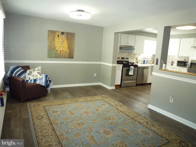 $325,000 | 15 University Avenue, Baltimore, MD 21228