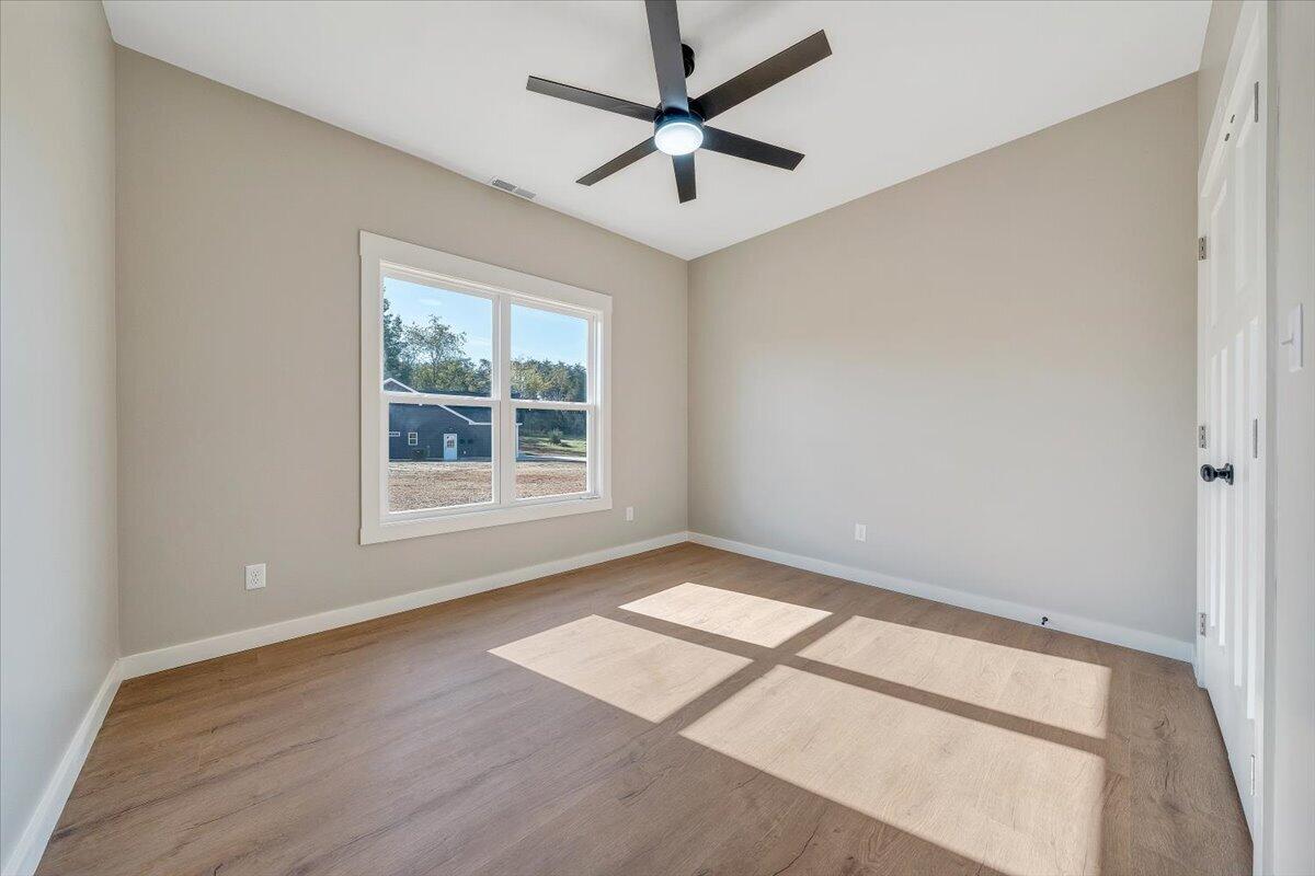 45 Summerfield Road Hardy, VA 24101 - Photo 27 of 44 27-MIB04960
