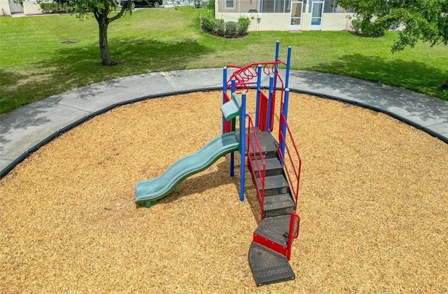 an aerial view of a tennis court