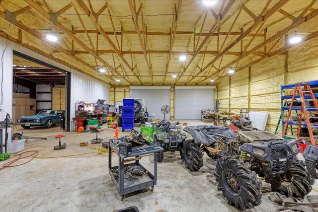 $869,000 | 3755 County Road 949B, Alvin, TX 77511