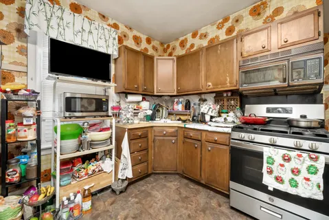 $249,000 | 5146 South Mozart Street, Chicago, IL 60632