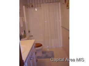 65 Axline Road Chatham, IL 62629 - Photo 12 of 17 Gallery Image 12