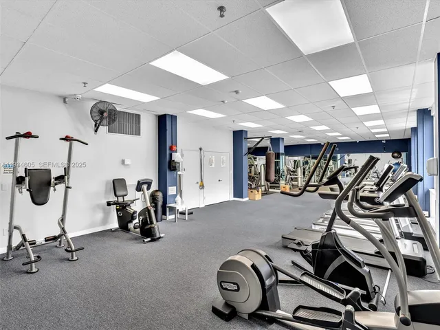 $3,000 | 20 Island Avenue, Unit 1215, Miami Beach, FL 33139