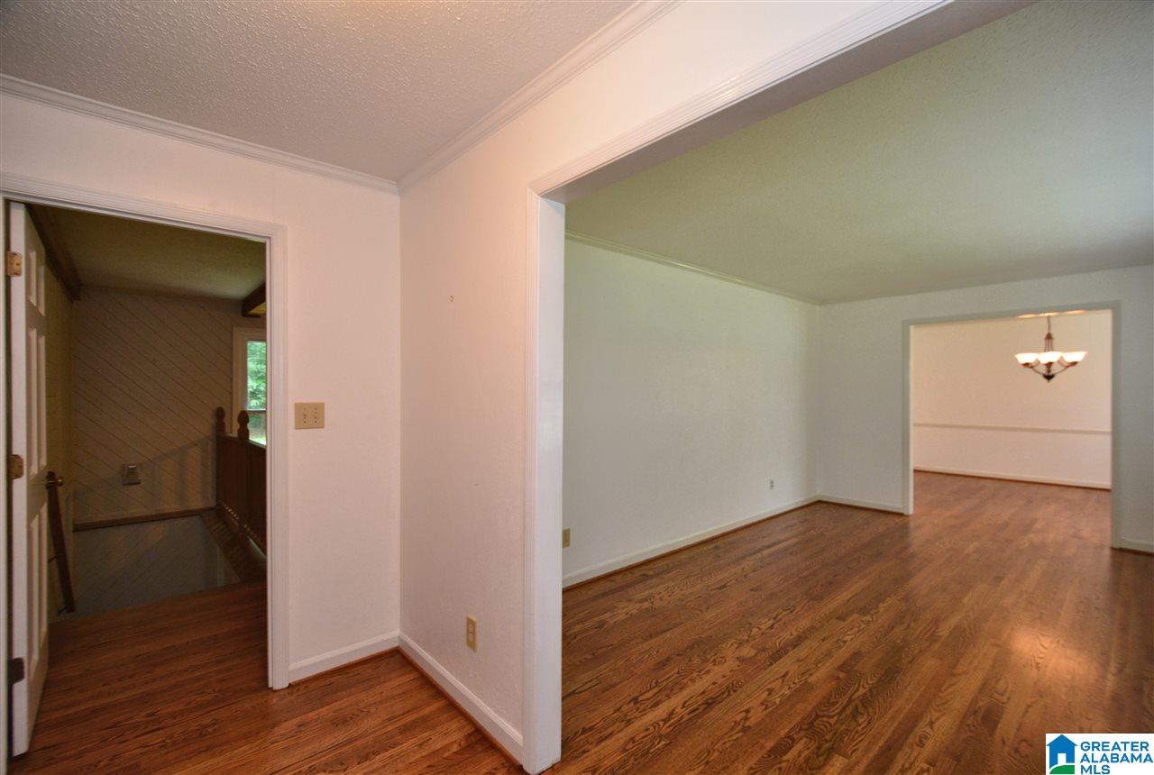 2660 Buckboard Road Birmingham, AL 35244 - Photo 5 of 46