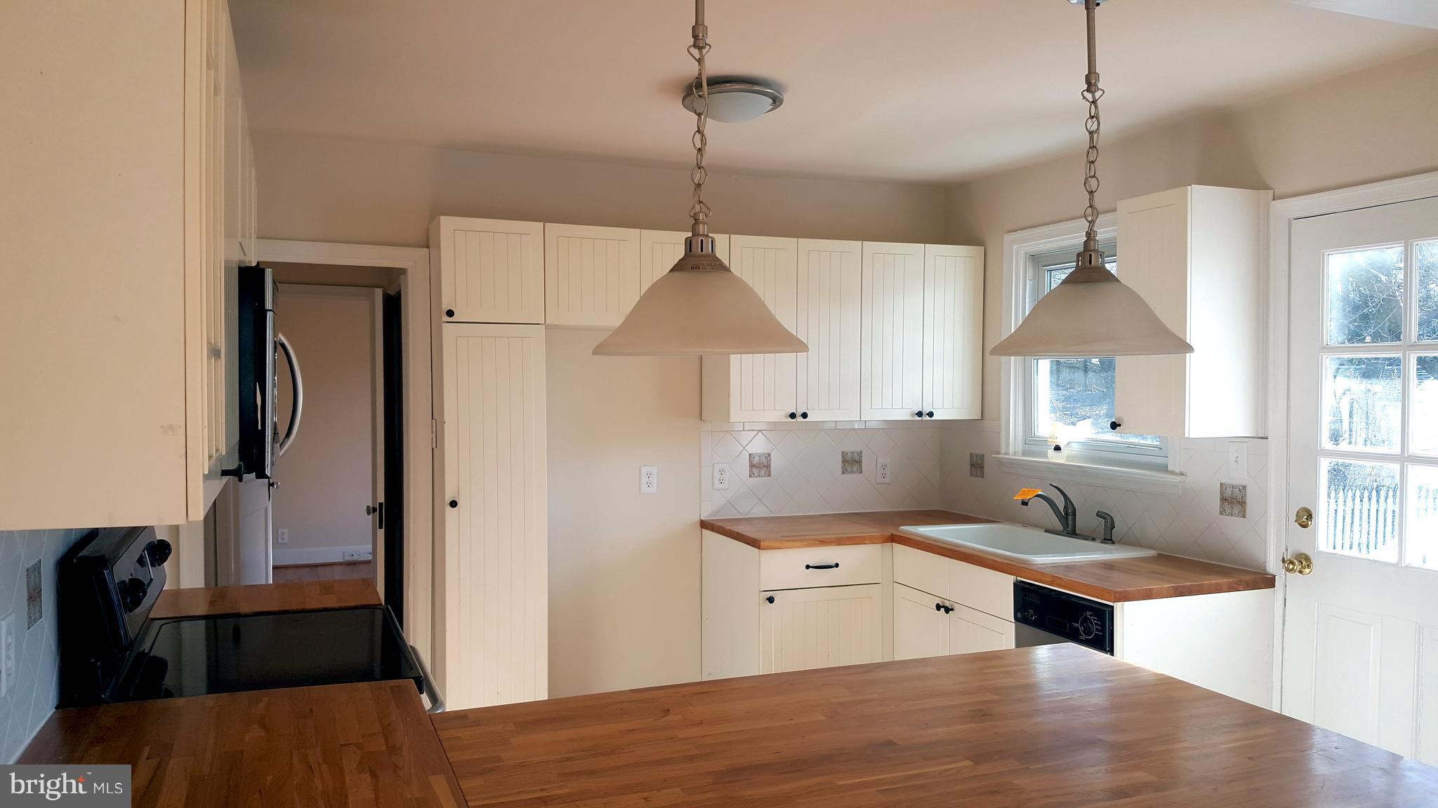 18913 Preston Road Hagerstown, MD 21742 - Photo 14 of 26 Kitchen