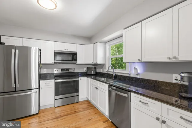 $450,000 | 1703 Sherwood Drive, Fredericksburg, VA 22405