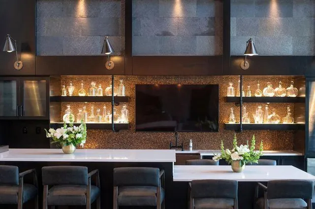 $2,815 | 128 Columbus Street, Unit 1F, Charleston, SC 29403