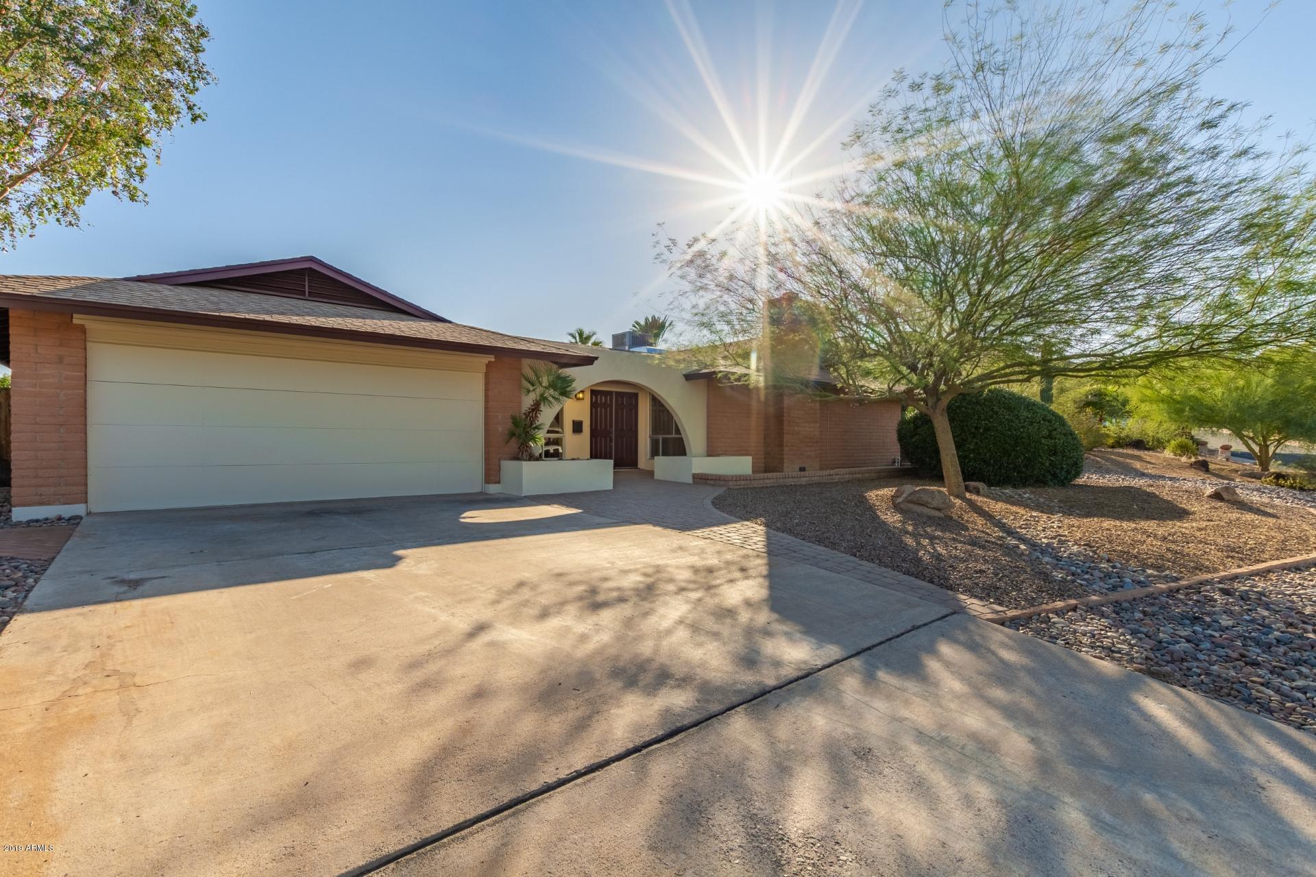 2431 East Cochise Road Phoenix, AZ 85028 - Photo 1 of 39 Cochise (1)