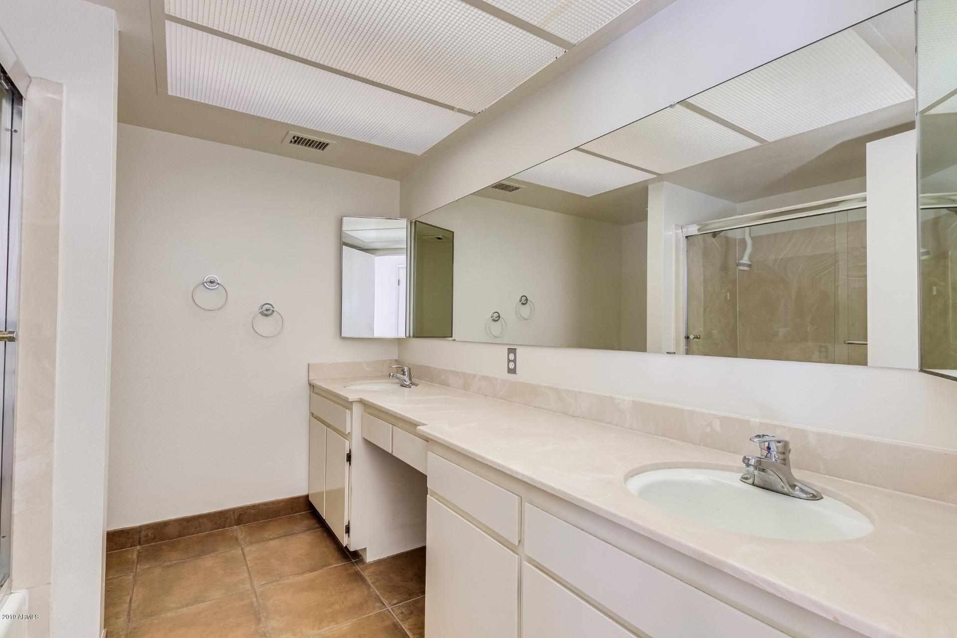 2431 East Cochise Road Phoenix, AZ 85028 - Photo 27 of 39 Cochise (26)