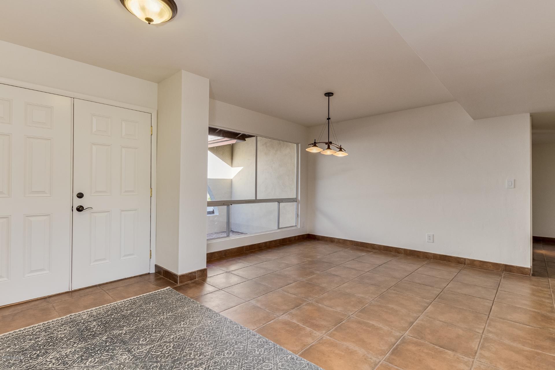 2431 East Cochise Road Phoenix, AZ 85028 - Photo 5 of 39 Cochise (4)