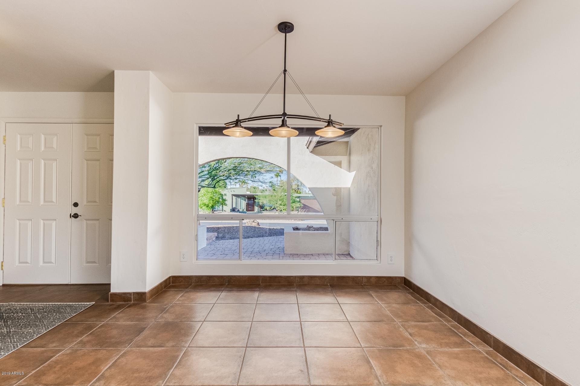 2431 East Cochise Road Phoenix, AZ 85028 - Photo 6 of 39 Cochise (5)