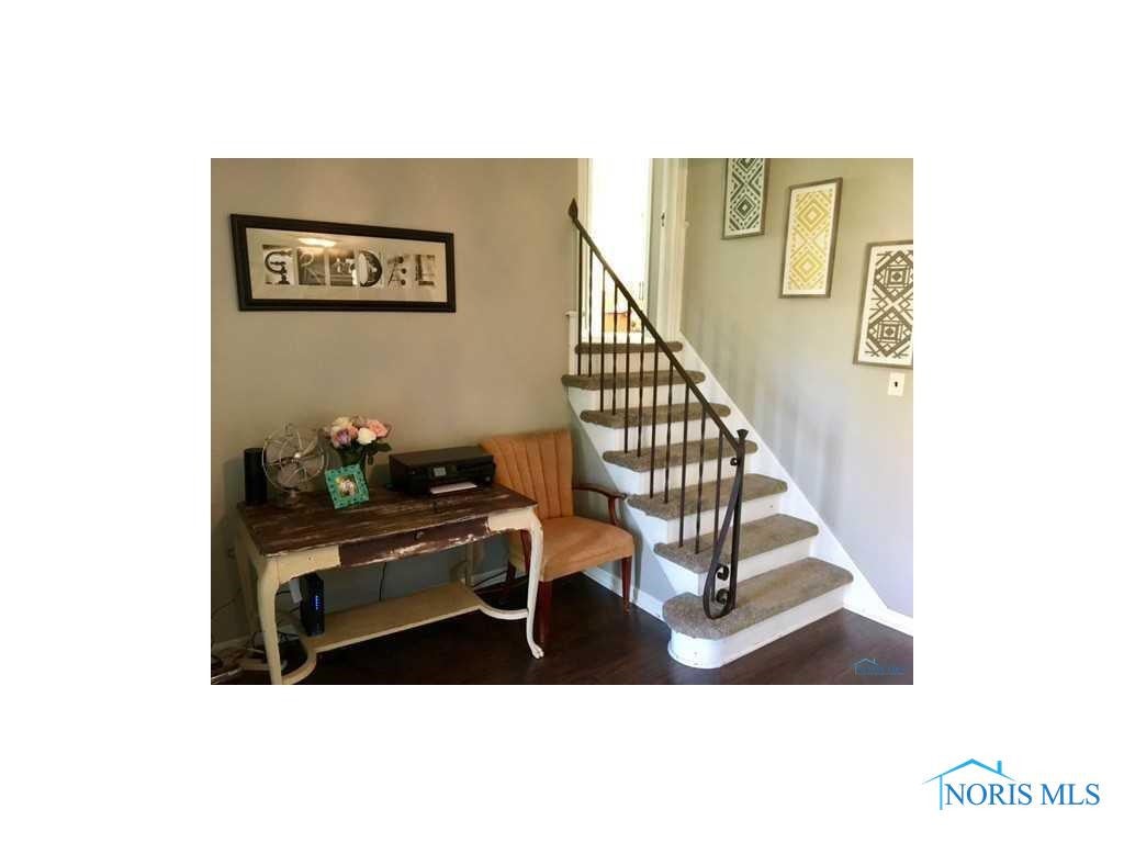 36 South Stadium Road Oregon, OH 43616 - Photo 3 of 19 Gallery Image 3