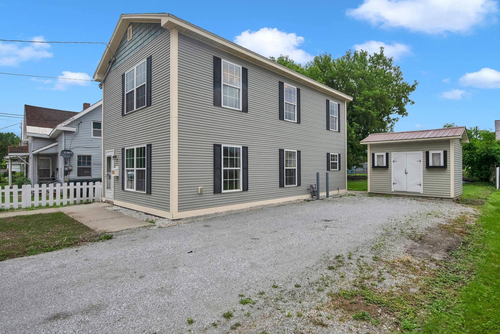 7 Maple Street St. Albans, VT 05478 - Photo 3 of 29