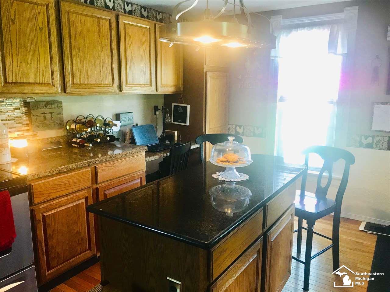 4826 North Custer Road Monroe, MI 48162 - Photo 3 of 17