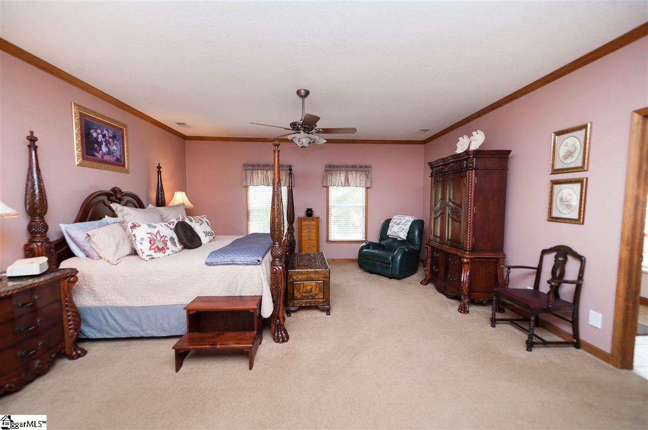 2060 Melvin Hill Road Campobello, SC 29322 - Photo 11 of 35