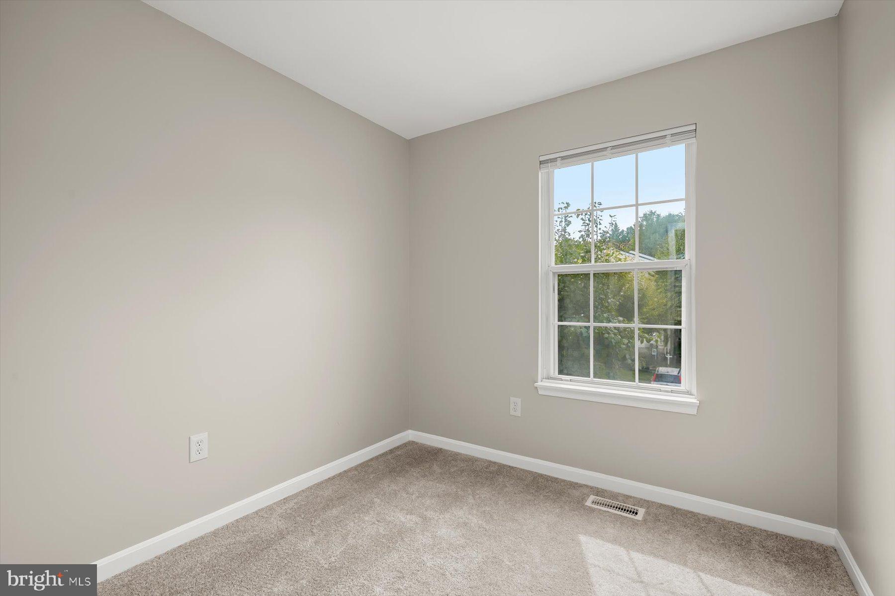 17 Offspring Court Perry Hall, MD 21128 - Photo 27 of 42 an empty room with windows