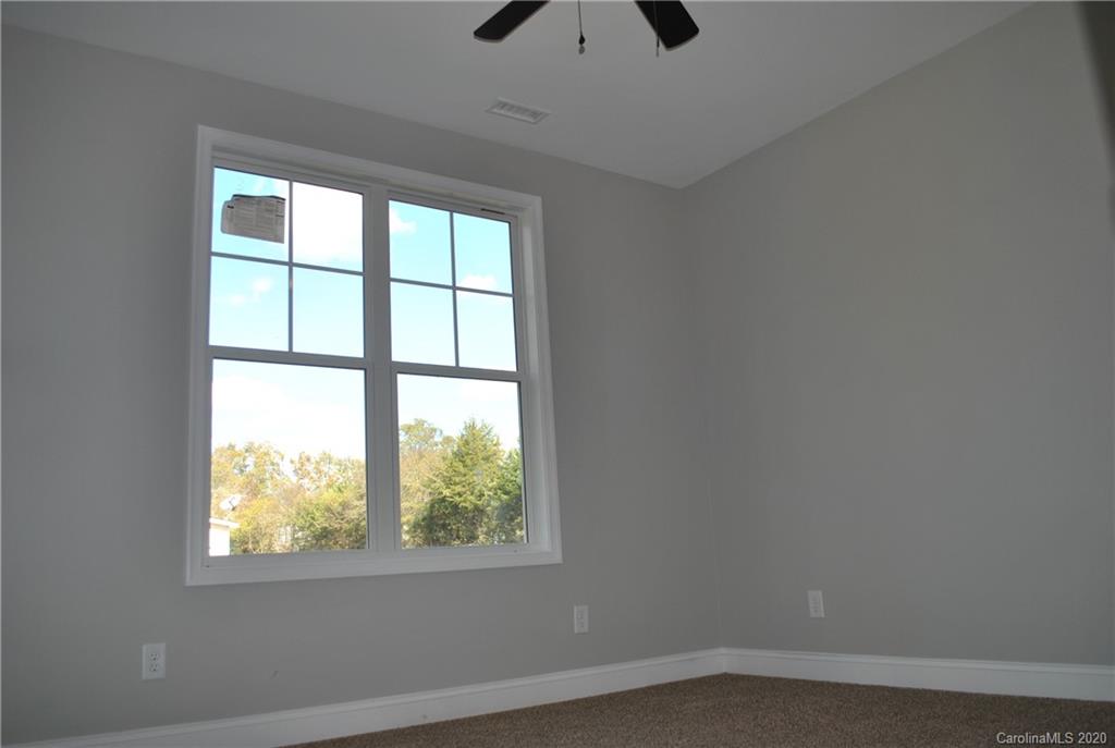 1011 Kendrick Road Clover, SC 29710 - Photo 12 of 19 Gallery Image 12