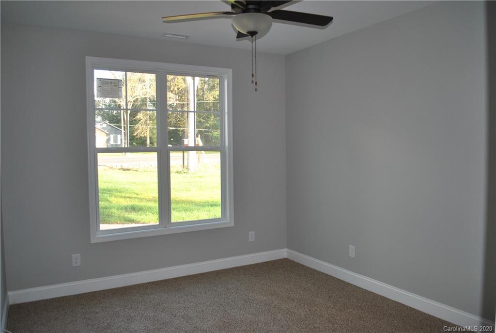 1011 Kendrick Road Clover, SC 29710 - Photo 14 of 19 Gallery Image 14