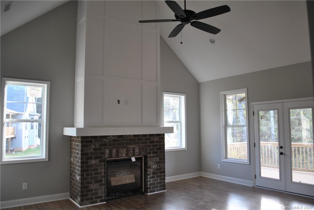 1011 Kendrick Road Clover, SC 29710 - Photo 5 of 19 Gallery Image 5