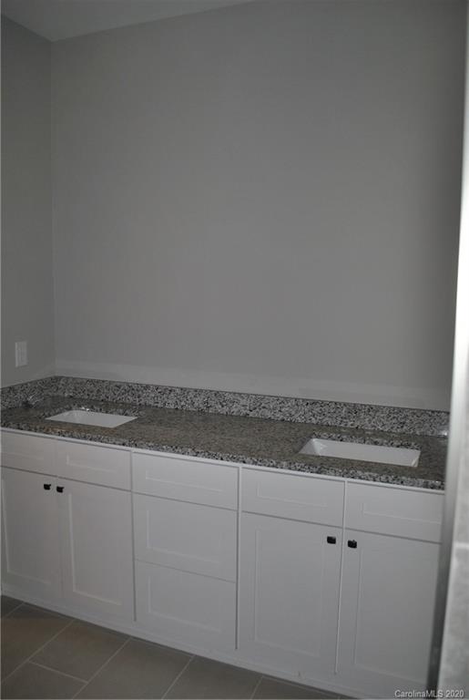 1011 Kendrick Road Clover, SC 29710 - Photo 10 of 19 Gallery Image 10