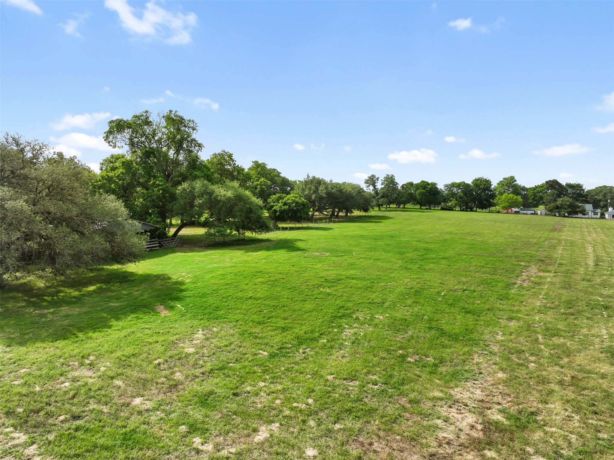 957 St Schulenburg Tx 78956 Schulenburg, TX 78956 - Photo 11 of 22 a view of yard with swimming pool and mountain view